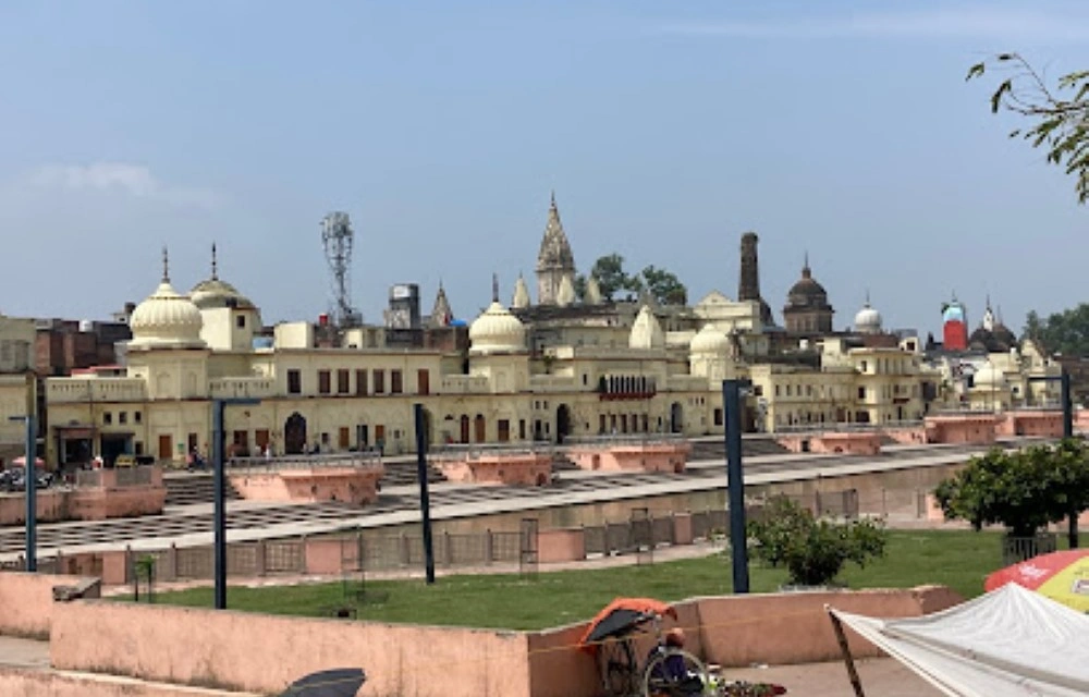 RRR Hotel near Shri Nageshwar Nath Mandir Ayodhya