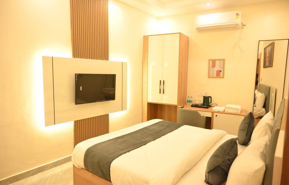 RRR Hotel