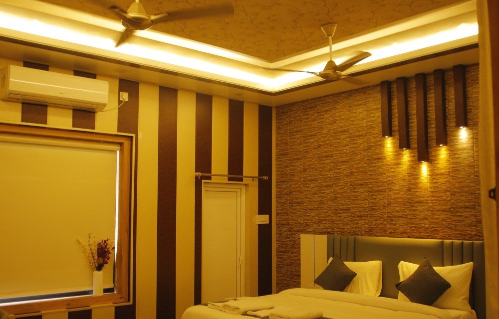 RRR Hotel