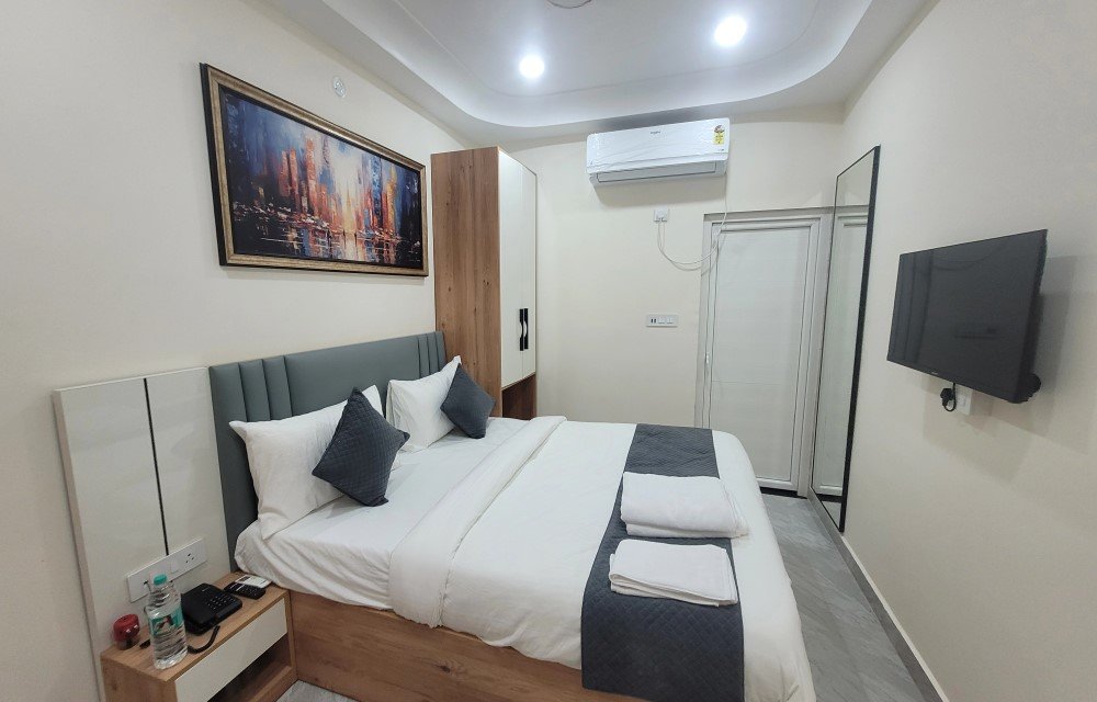 RRR Hotel
