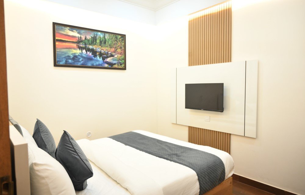 Gallery Picture